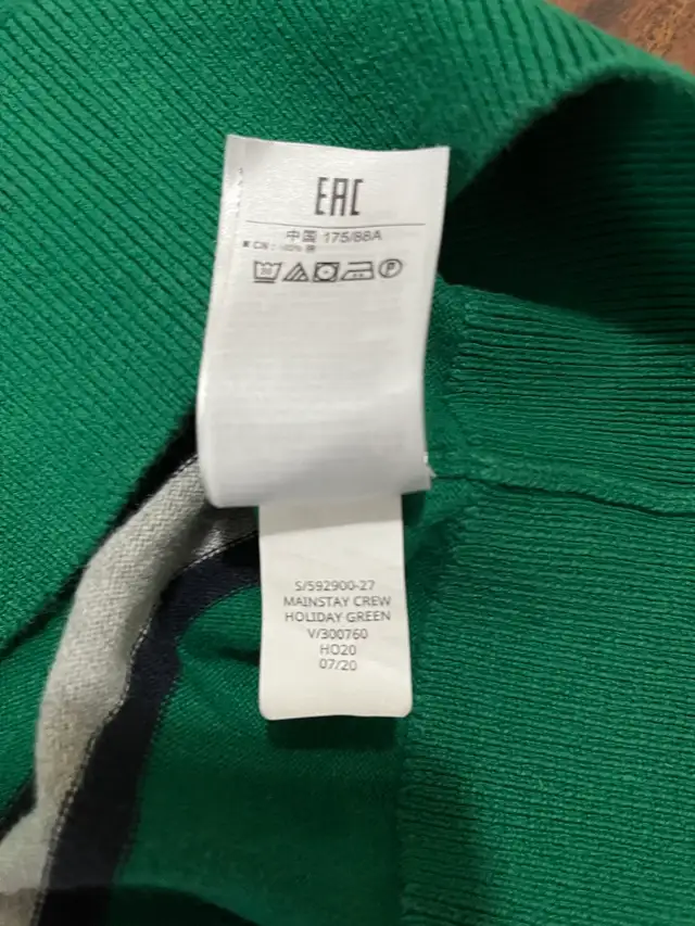 Gap men’s XS crewneck sweater, cotton, green striped  in Men's in Oshawa / Durham Region - Image 10