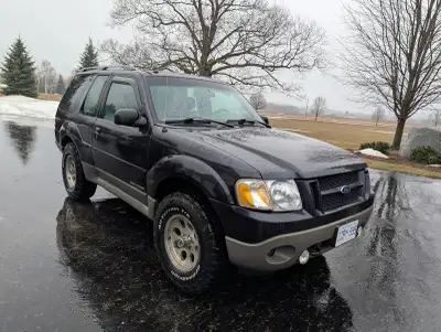 2002 Ford Explorer Sport, rare 2 Door, new brakes and rotors, new ball joints, tires like new, 4.0 l...