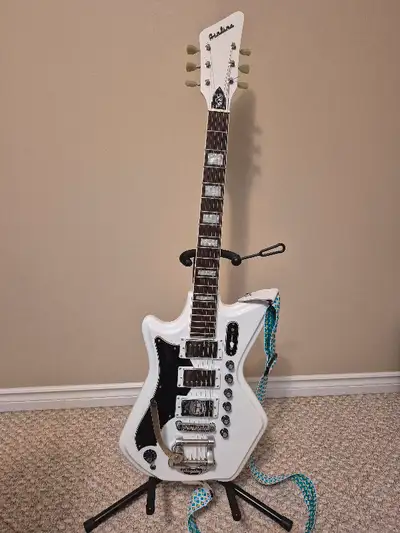 Experience the ultimate in vintage reissue electric guitars with the Airline Guitars Jetsons '59 3P...