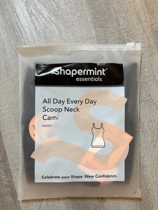 shapermint black tank size L