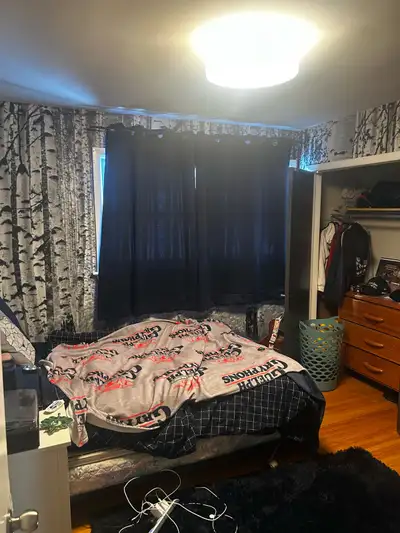 *Summer Sublet* Looking for someone to sublet my room from May-August 2026! 5 Minute walk from Campu...