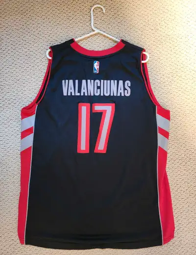 Jonas Valanciunas Toronto Raptors jersey, size XL, View more