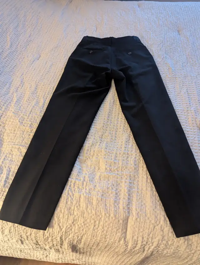 Calvin Klein Pantalon - Suit Pants for boys in Kids & Youth in Laval / North Shore - Image 5