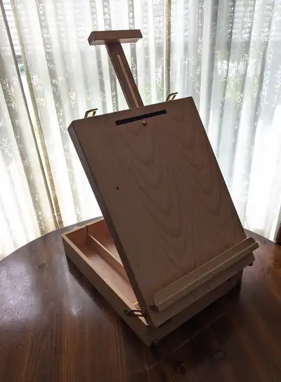Wooden box easel / art box. Appx outer dimensions: 13" x 17.5" x 4" --- HOW TO USE: This box can be...