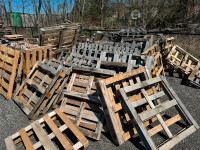Free Wood Crates / Pallets