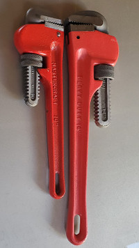 Pipe Wrench Set - 10'' & 14''