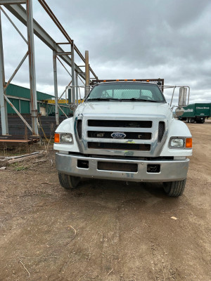 2005 Ford F 750
