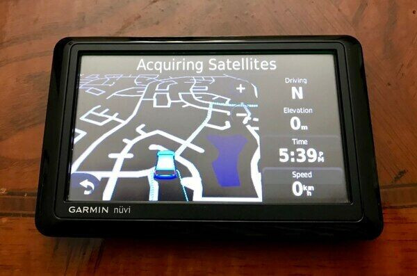 Garmin Nuvi 1490 GPS - Like New with Charger Cable in Audio & GPS in Edmonton - Image 2