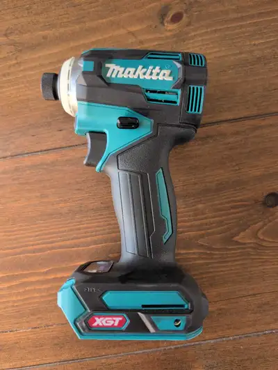 Makita 40v XGT 1/4" Impact Driver, View more