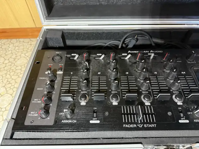DJ Professional Mixer in Performance & DJ Equipment in Calgary - Image 4