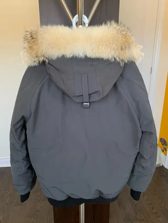 Canada Goose Authentic Men's jacket  in Men's in Markham / York Region - Image 3