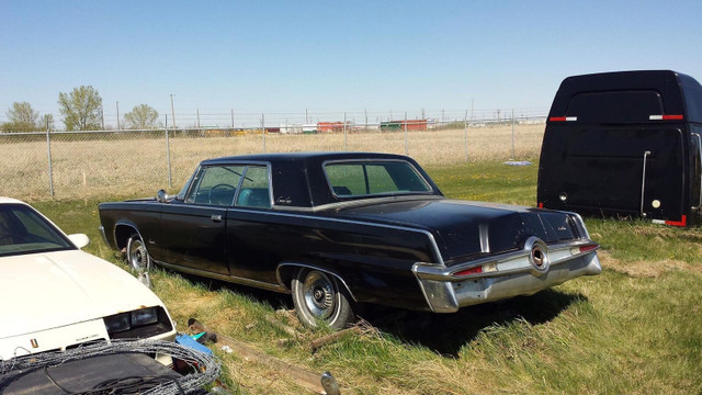 Looking for 1964-73 Chrysler imperials and 1976-78 New Yorkers  in Vehicle Parts, Tires & Accessories in Calgary