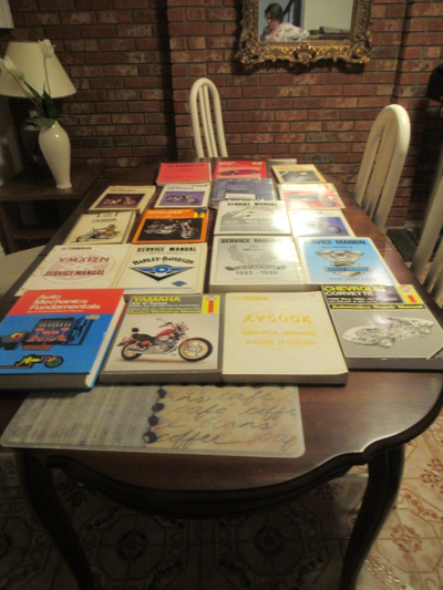 Several motorcycle manuals. Harley, Yamaha, Honda, Kawasaki etc.. Please contact for details.