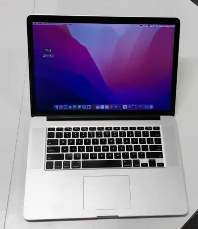MacBook pro 2015, View more