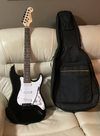 VANGOA STRAT STYLE GUITAR -NEW with Gig Bag and accessories