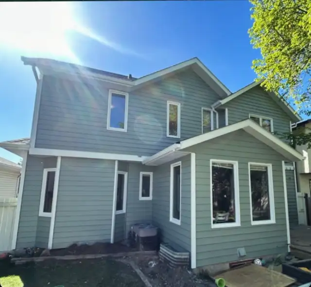 Interior & Exterior Painting553389529917696003