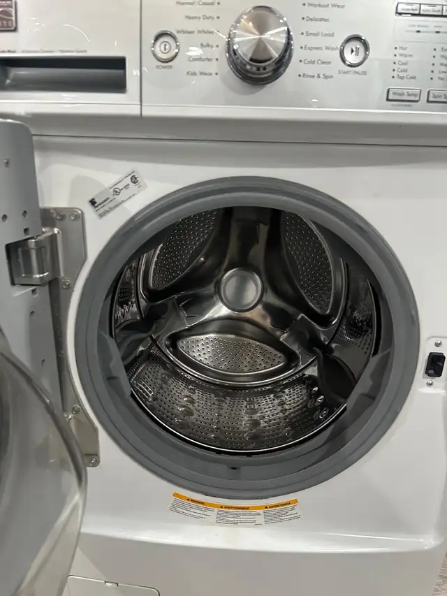 square front load washer electric dryer set can deliver  in Washers & Dryers in Mississauga / Peel Region - Image 6