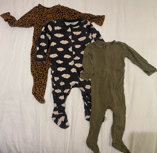 Baby onesie  in Clothing - 6-9 Months in Mississauga / Peel Region - Image 2