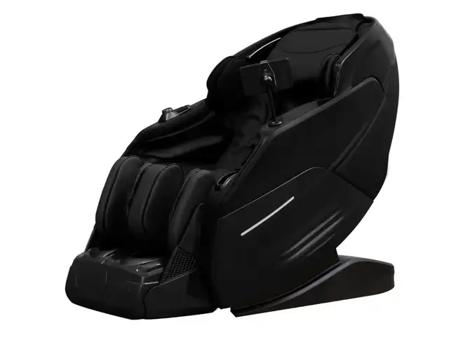 * LUXOR HEALTH C Series Massage Chair  (AMAZING CHAIR AND OFFER) in Chairs & Recliners in City of Halifax - Image 3