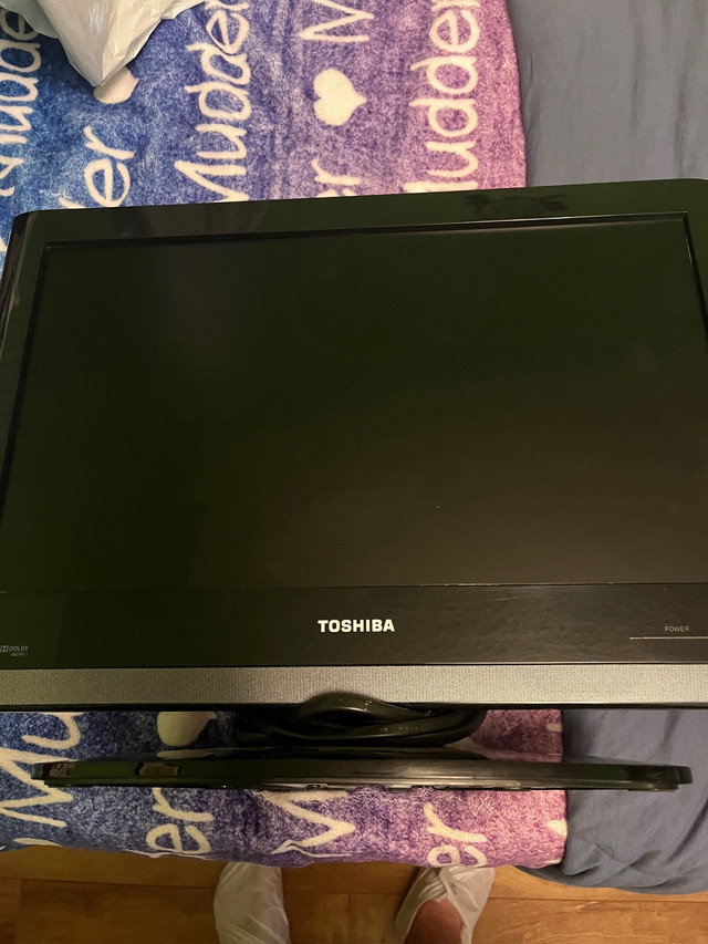 Toshiba TV 19AV600U in TVs in St. John's