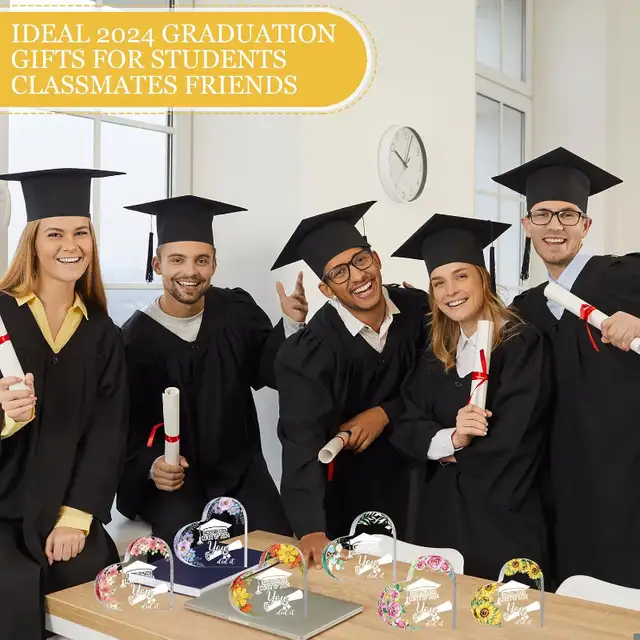 5 Pcs 2024 Graduation Gifts  Acrylic Heart Paperweight Decoratio in Home Décor & Accents in City of Toronto - Image 5