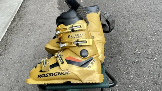 Rossignol Elite Pro 1 Gold Ski Boots Men’s 5 or Women’s 6 in Ski in Markham / York Region - Image 8