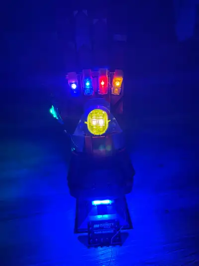 Lego Marvel Nano Gauntlet-Pre Built, View more