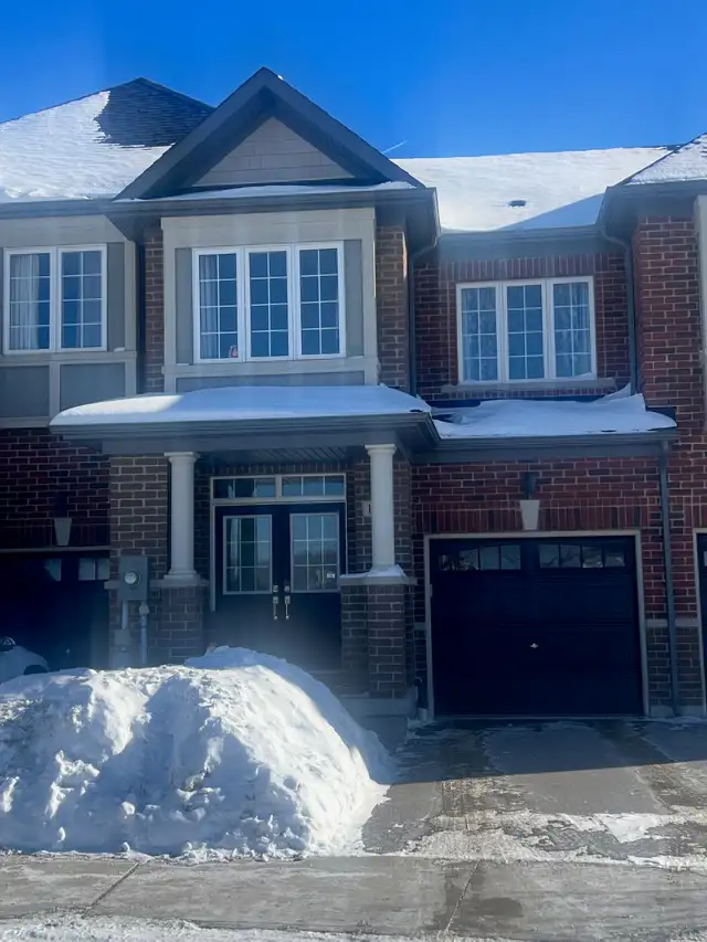 For Rent - Newmarket Yonge/David, 3 1 Bedrooms 3.5 Bath, VIEW