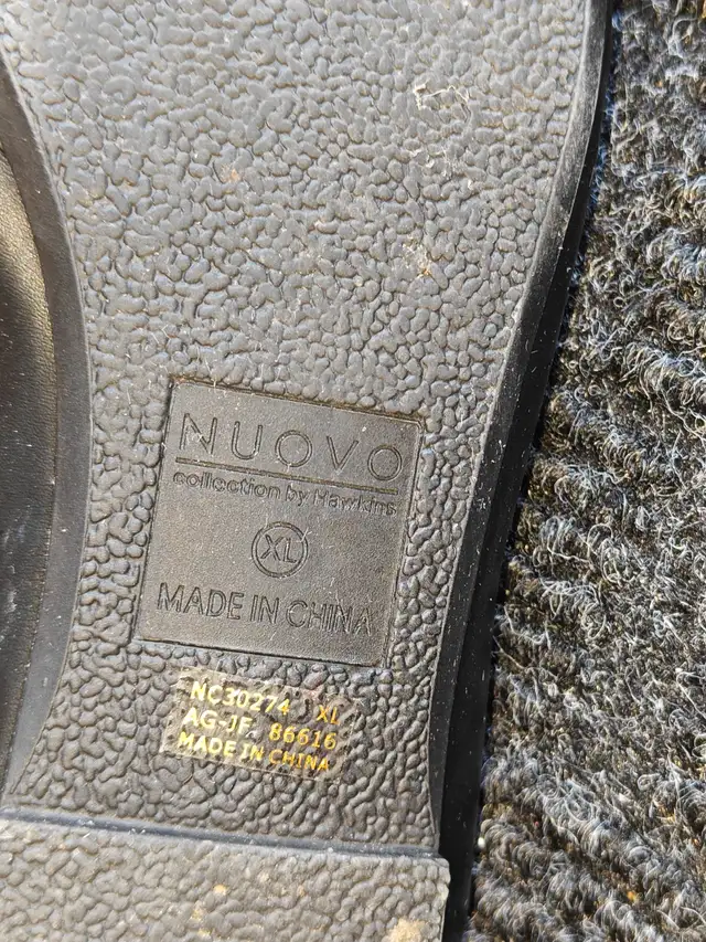 Women Nuovo By Hawkins Ballet Flats Slip On Shoes - Size 7.5 in Women's - Shoes in Calgary - Image 9