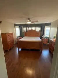 Beautiful Solid Wood 6 Piece Bedroom Set