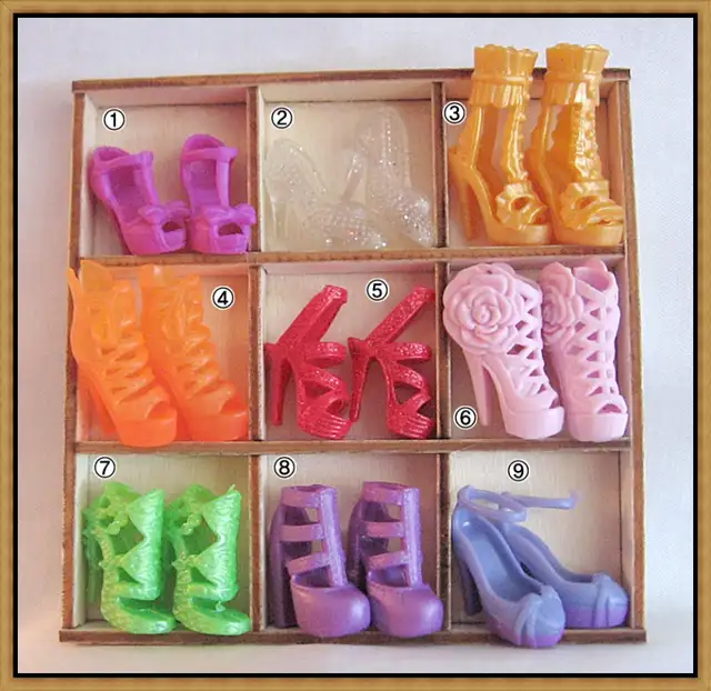 BARBIE SELLING OFF HER SHOE LOT in Toys & Games in Oshawa / Durham Region - Image 2