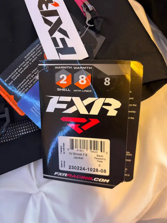 New FXR Woman Winter set in Women's - Tops & Outerwear in Winnipeg - Image 3