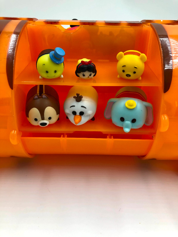 Disney Tigger Tsum Tsum Carrying Case w 18 Tsum's in Toys & Games in Dartmouth - Image 2