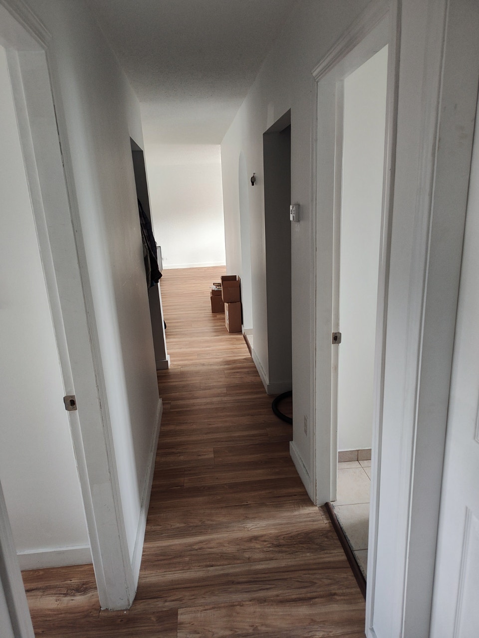 Newly updated and renovated upper class 3 Bed 1 Bath apartment 5
