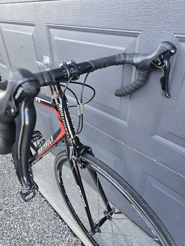 Northrock SCR1 road bike  in Road in City of Toronto - Image 6