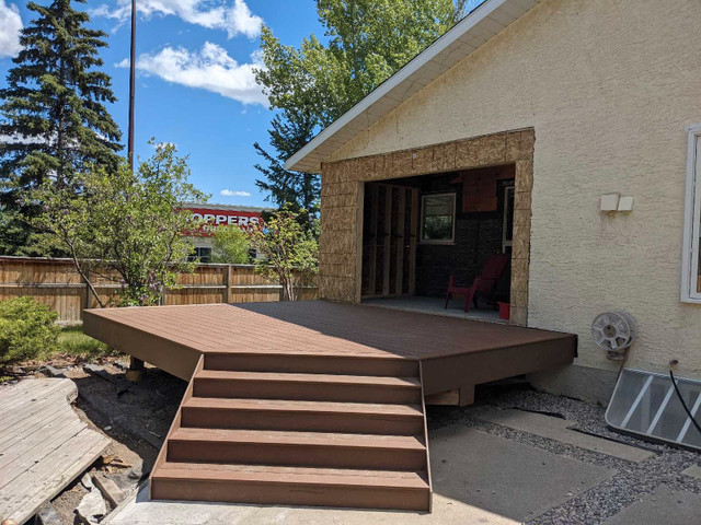 Composite, Pressure Treated and Cedar Decks . in Fence, Deck, Railing & Siding in Calgary - Image 4