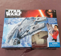 Star Wars Force Awakens Millennium Falcon toy