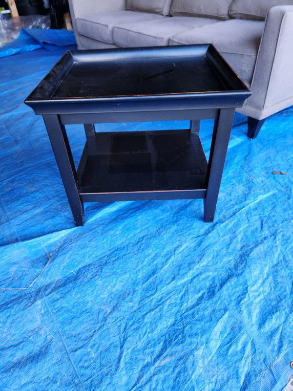 End Table in Coffee Tables in Calgary