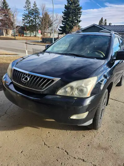 2009 Lexus RX 350 in good condition for sale. Lady driven Highway kilometres Minor hail Active Statu...