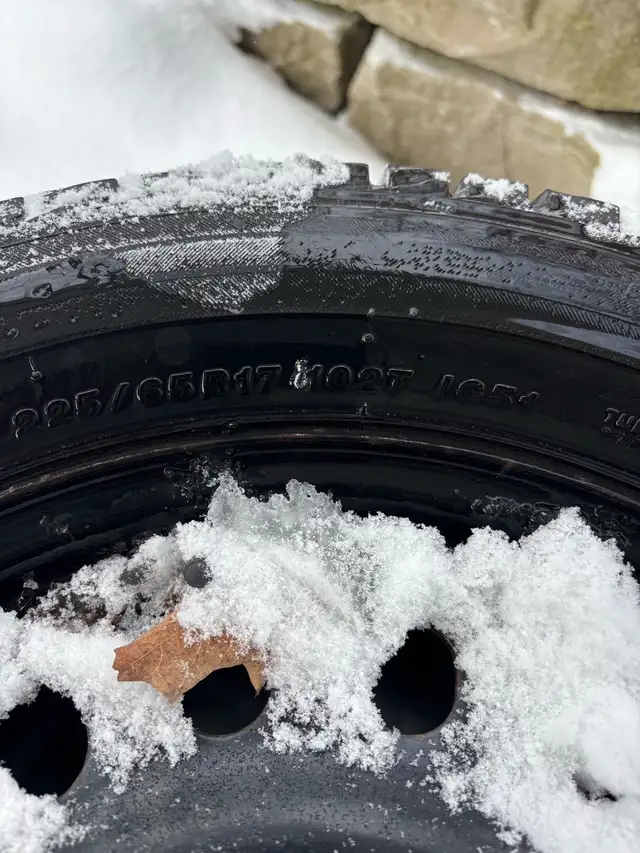 Yokohama IceGuard tires on rims in Tires & Rims in Barrie - Image 2