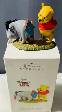 Winnie the Pooh & eeyore in box 