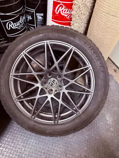 Great set of winter tires and rims. Michelin X-Ice 255/50 R20 tires with rims that fit a 2023 Acura...