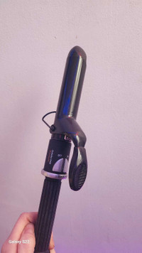 $10 Babyliss curling iron 