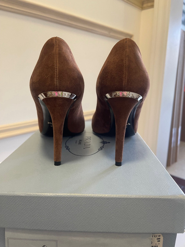 Prada Stiletto Heels US 9.5  in Women's - Shoes in Markham / York Region - Image 3
