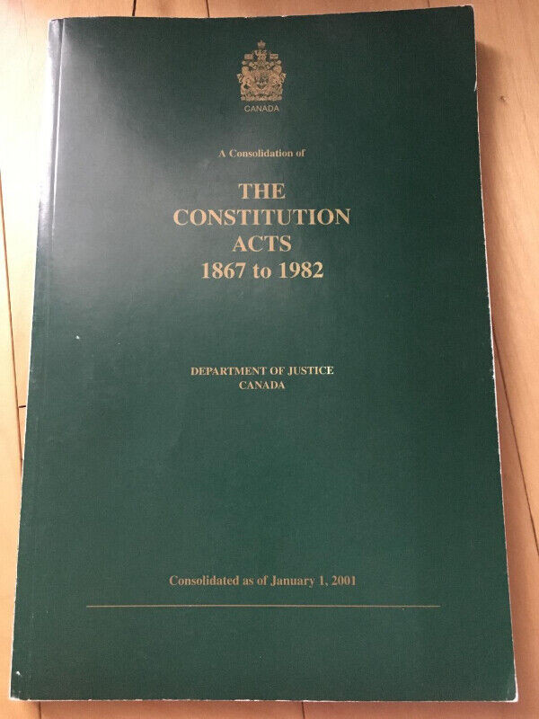 Lois constitutionnelles de 1867 à 1982 dans Manuels  à Ville de Montréal