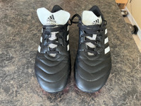 Soccer Shoes Adidas Size 7 - Outdoors Cleats