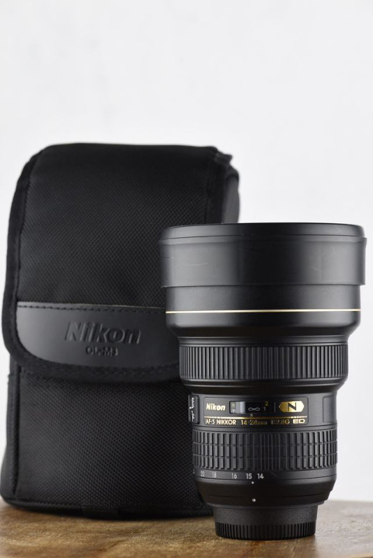 Nikon 14-24mm f/2.8g AF-S Wide Angle Pro Fx DSLR Zoom Lens in Cameras & Camcorders in Yarmouth