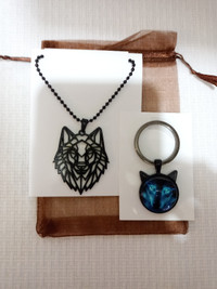 Wolf Key Chain & Necklace Set *New!