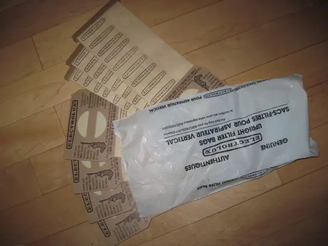 Electrolux Aerus Upright Filter Vacuum Bags in Vacuums in Markham / York Region - Image 2