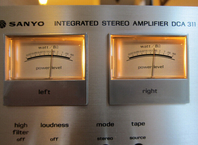 CLASSIC SANYO DCA-311 AMP STEREO INTEGRATED AMPLIFIER in Stereo Systems & Home Theatre in Ottawa - Image 2